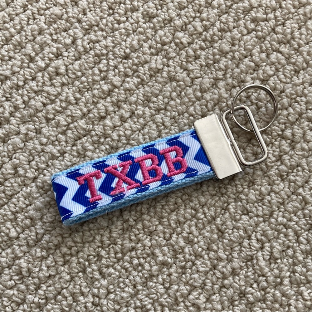NEW TXBB Texas Bluebonnets Embroidered Chevron Keychain Blue White Pink
